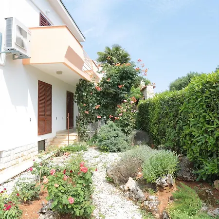 Lejlighed Kuca Luciana